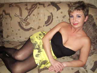 MaturesCam Slutty Mature Chat with LadySmile