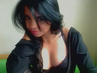 LivePrivates Adult Sex Chat with miastone