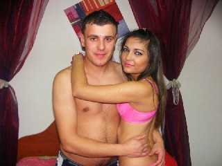 AffairOfSexX - A Warm Brunette Couples Cam Girl Experience Built On Chemistry