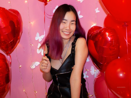 AlbaHansel asian cam sex