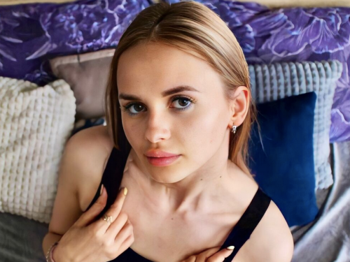 EmmiLagman cam sex